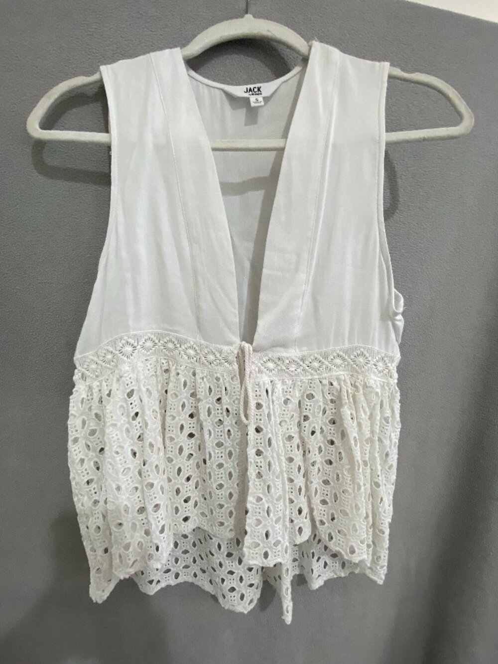 Jack by BB Dakota White Lace Peplum Tank Top Small Boho Sleeveless